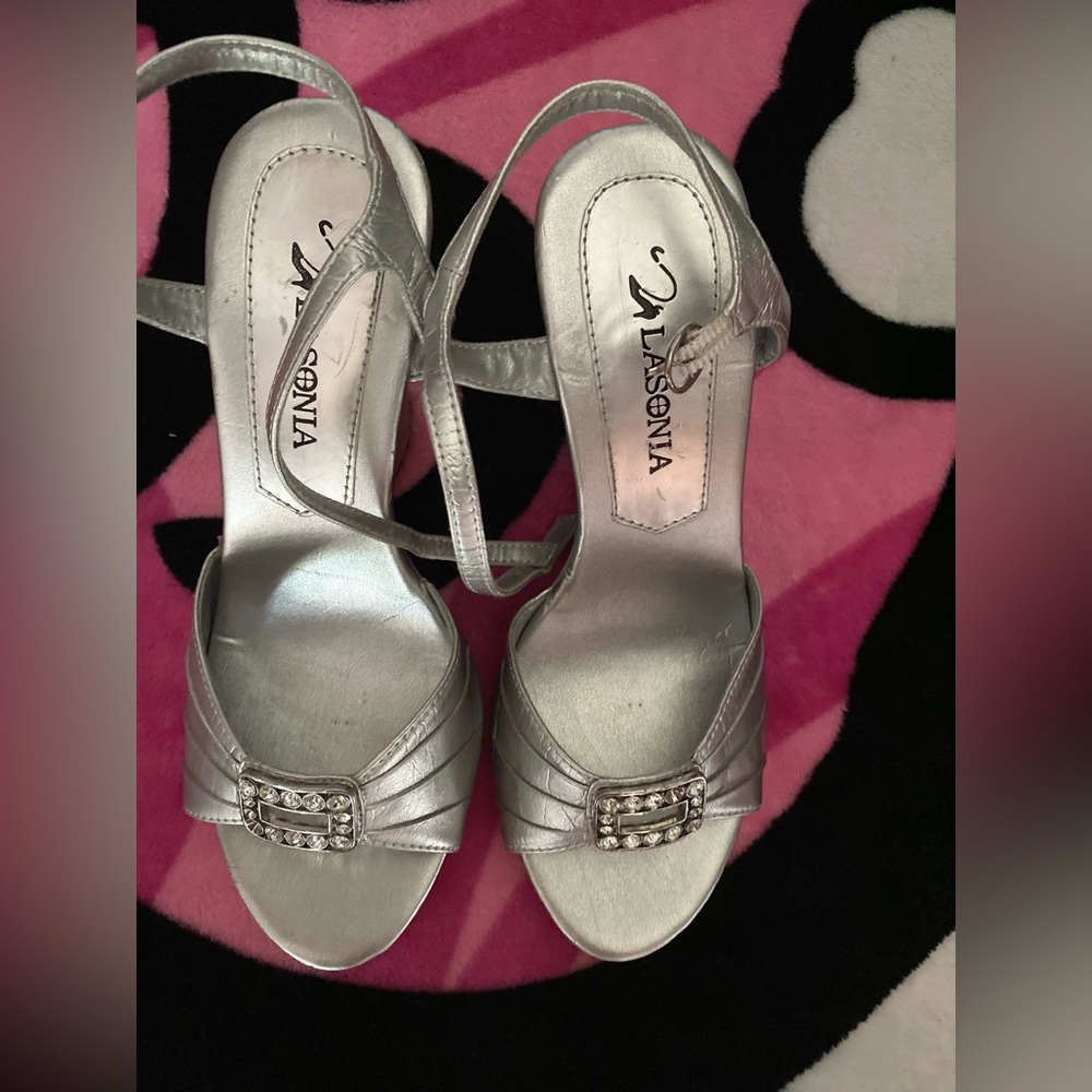 Very gorgeous party heels